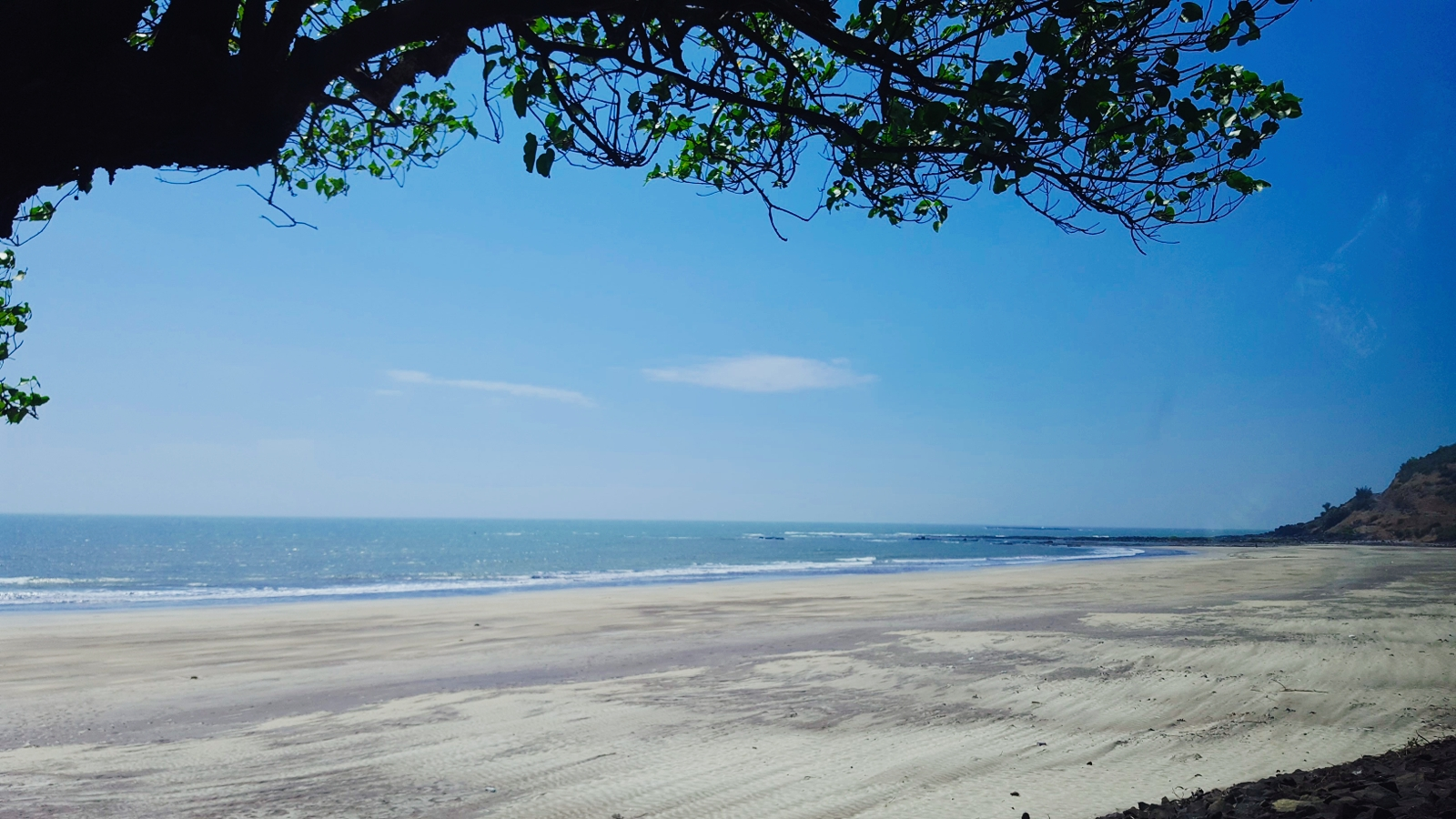 Aaravi Beach, Konkan